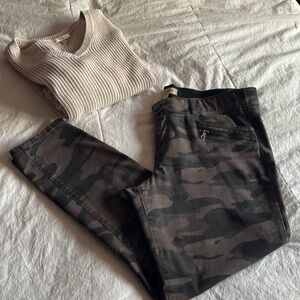 Democracy camouflage pants like new